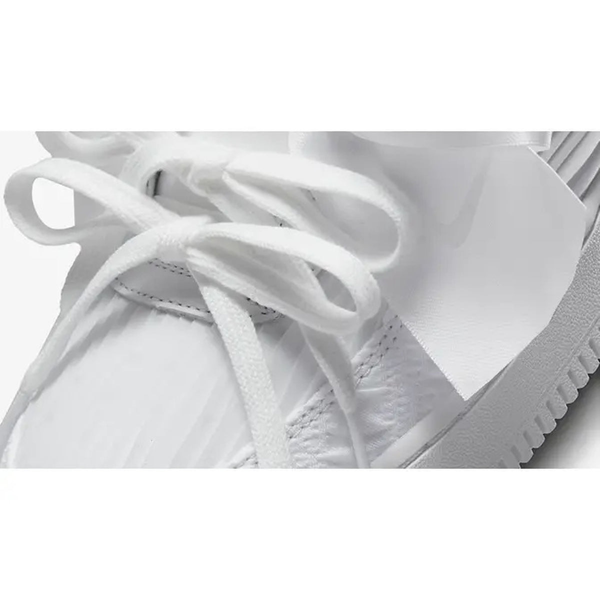 Nike Air Force 1 Low "White Bow" – detail