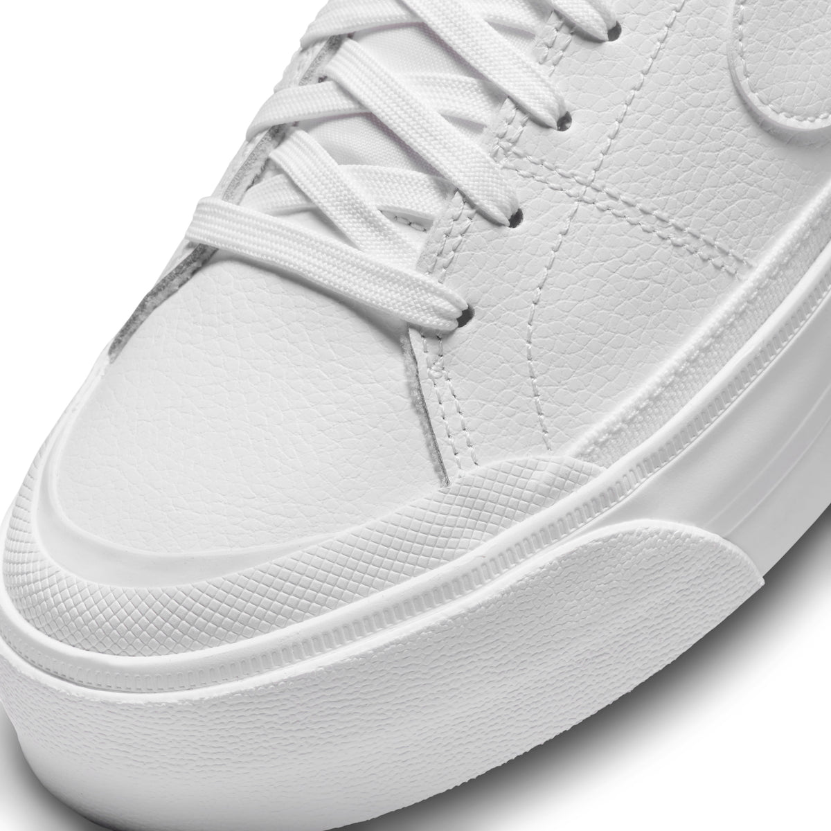 Nike Court Legacy Lift "Triple White" – detail