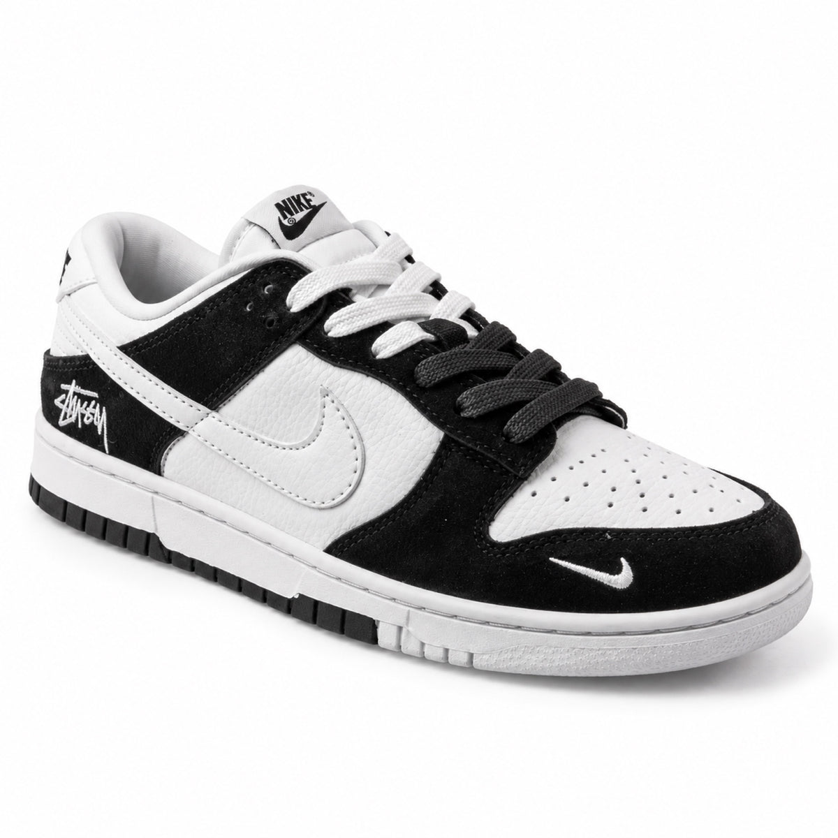 Nike Dunk Low "Black/White Graphic" – front view