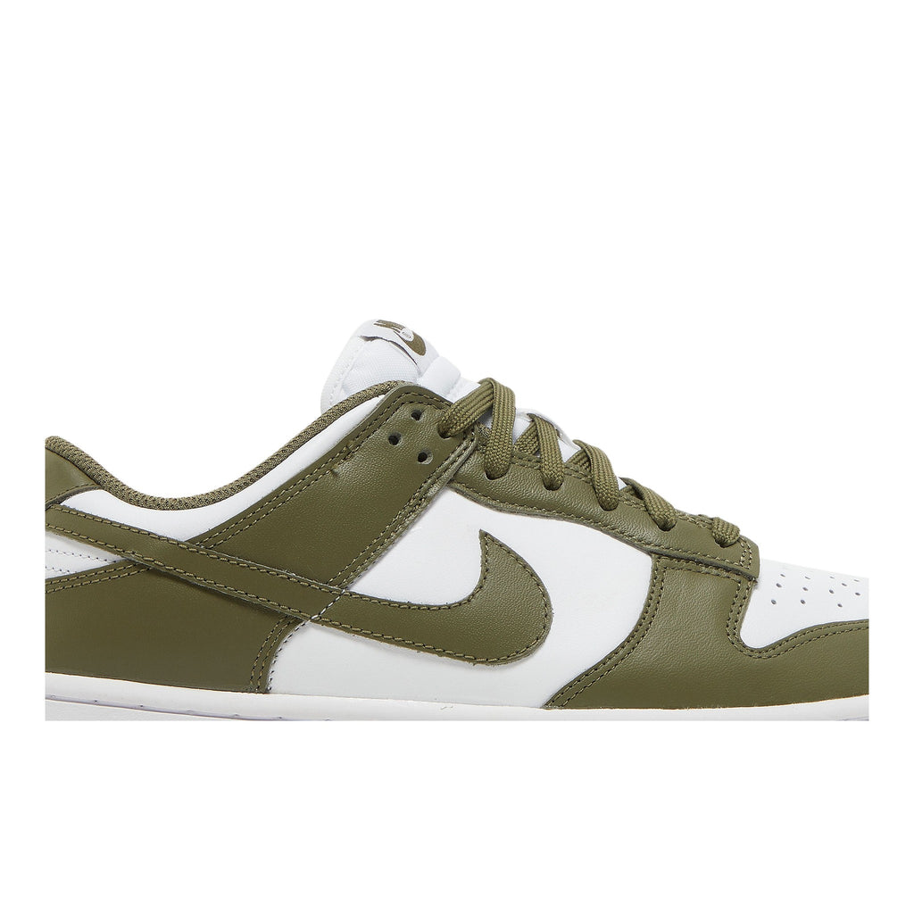 Nike Dunk Low "Medium Olive" – detail