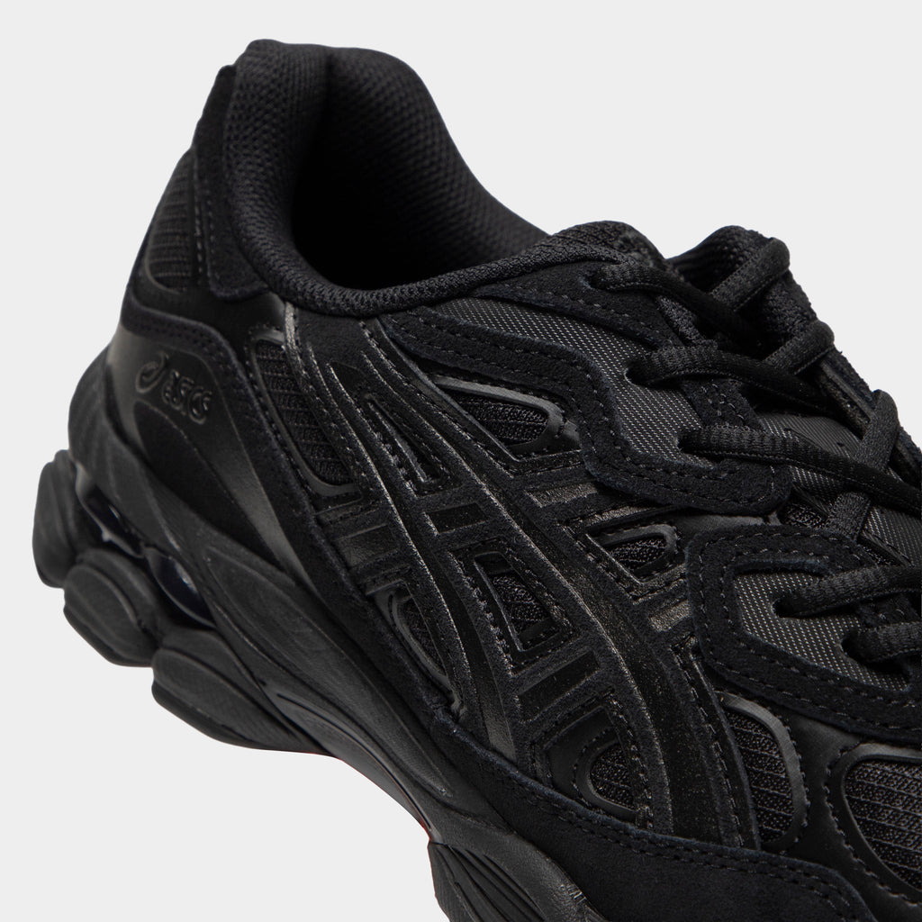 ASICS GEL-NYC "Black/Black" – detail