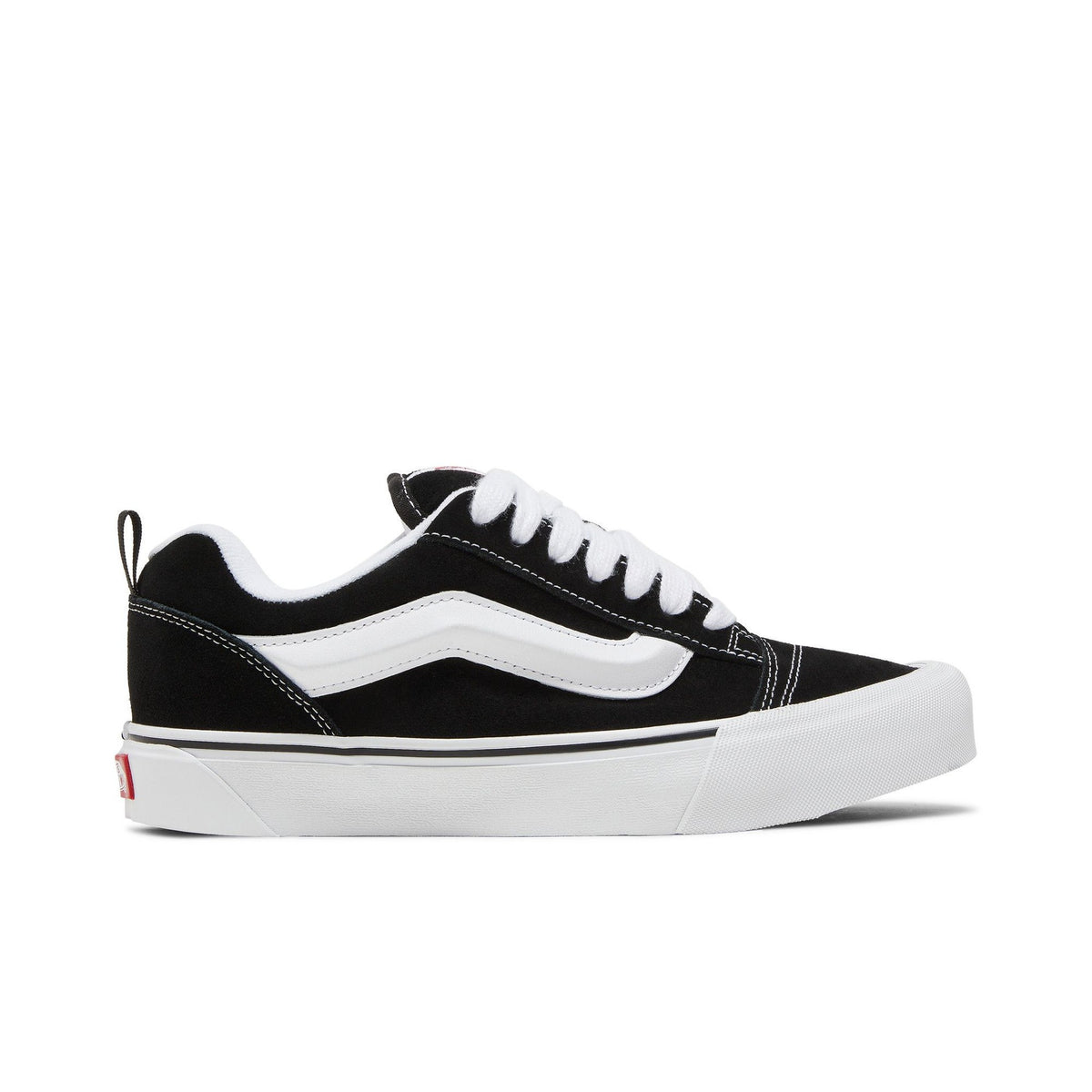 Vans Knu Skool "Black/White" – side view